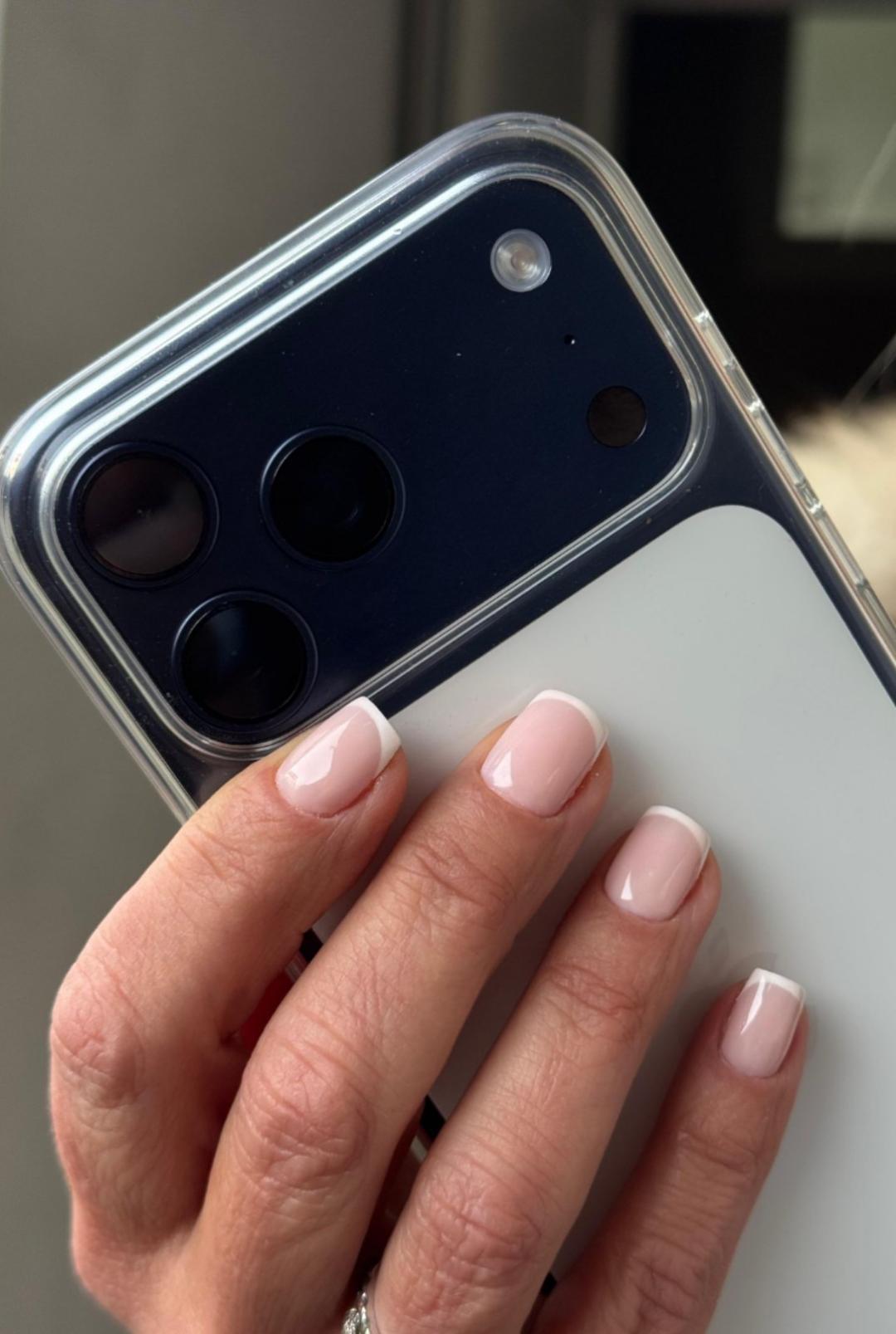 Claire #beograd Ojačavanje noktiju Korekcija ojacavanja gela S