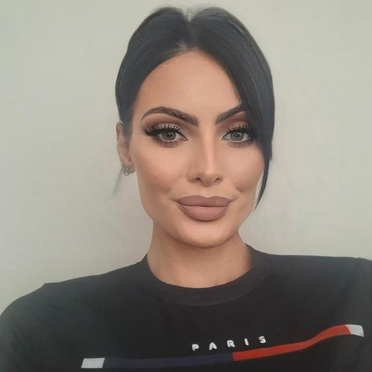Aura room #pancevo Make-up / šminkanje Profesionalno šminkanje - dnevna šminka