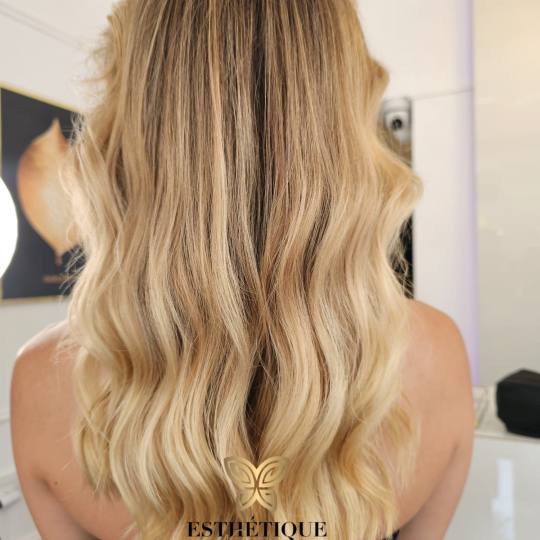 Esthetique Privé #beograd Pramenovi Pramenovi na foliju +Preliv + Feniranje +Šišanje +Black Cavia
