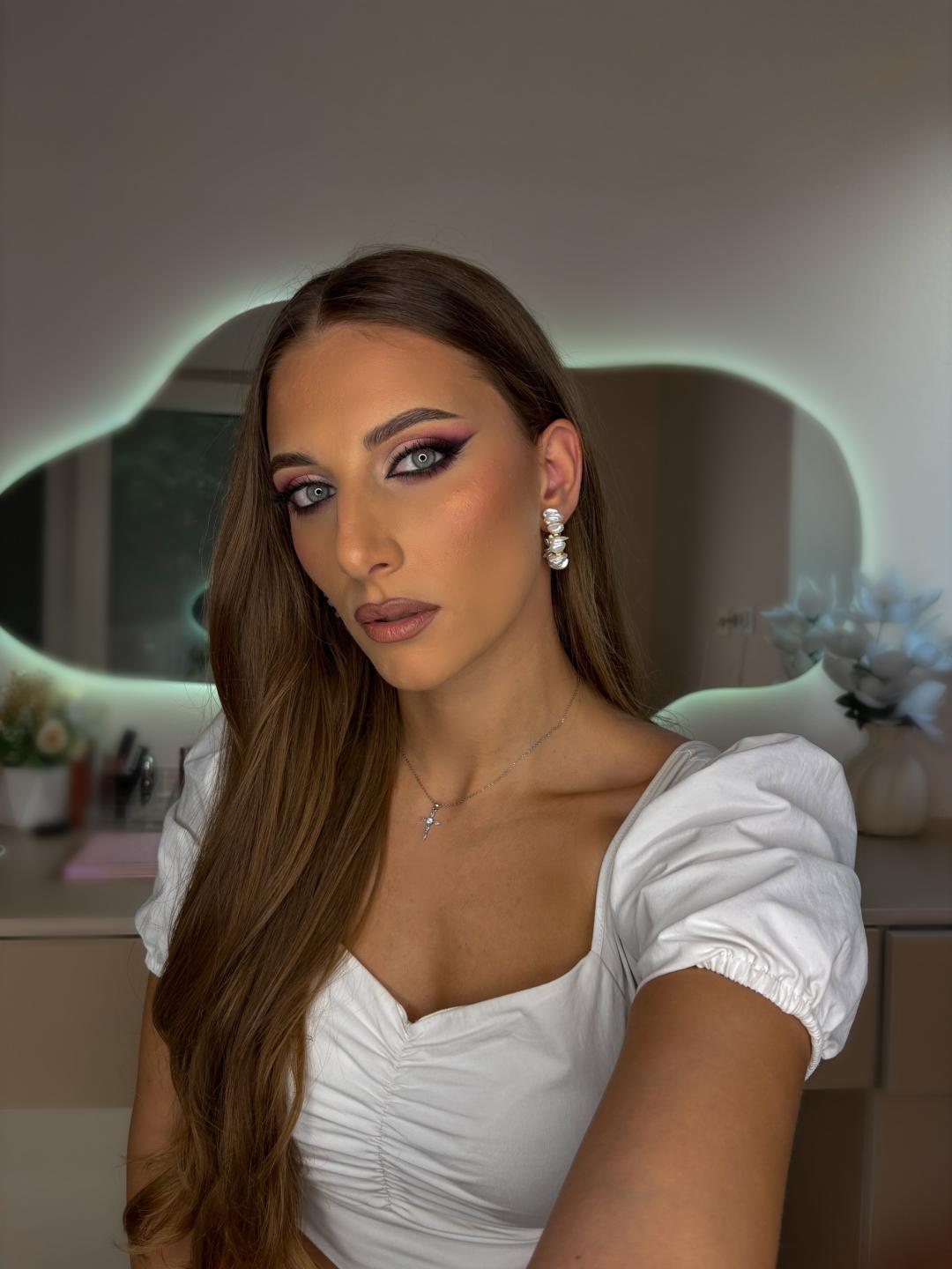 Profesionalno šminkanje - za svečane prilike - Aura Beauty, Beograd Make-up / šminkanje Lice Make-up / šminkanje, Beograd, Vračar, Čubura, Crveni krst
