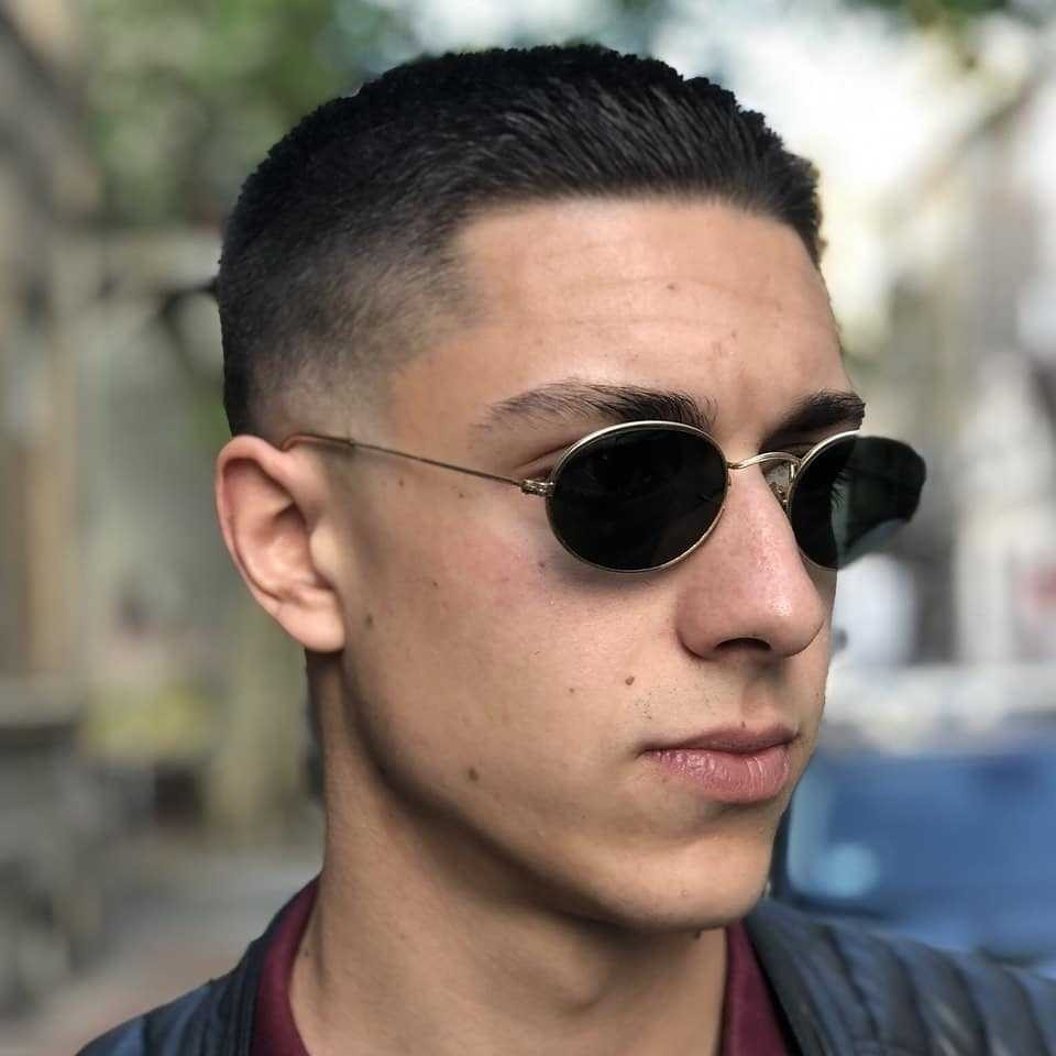 Headroom #beograd Muško šišanje Muško šišanje makazama + mašinicom