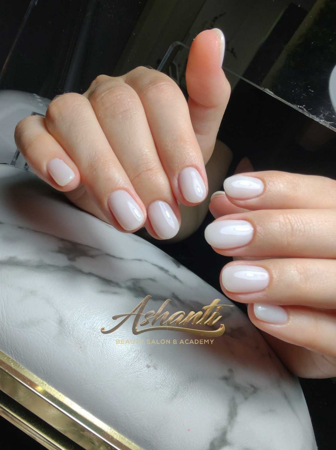 Ashanti Beauty Salon & Academy #beograd Gel lak Gel lak / Rubber baza - S dužine