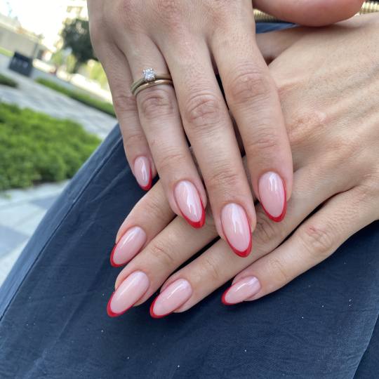 MN Beauty studio #beograd Izlivanje noktiju Izlivanje noktiju gelom - M dužina