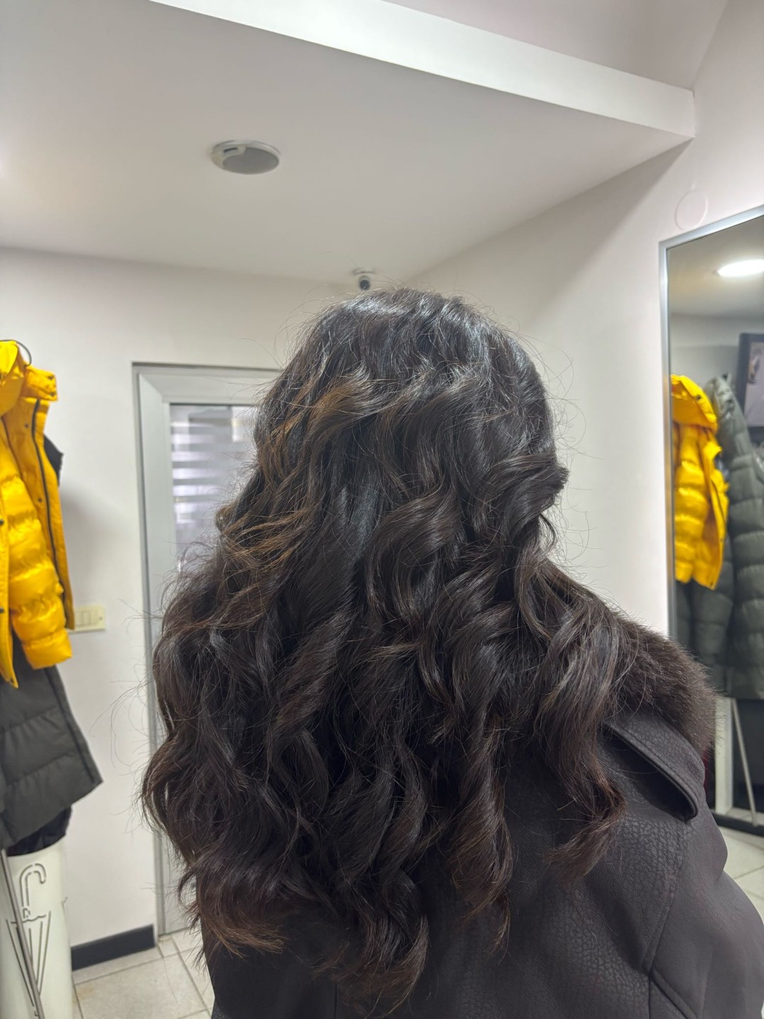 Nikola @ Aleksa #beograd Feniranje i stilizovanje Feniranje na lokne / talase - duga kosa