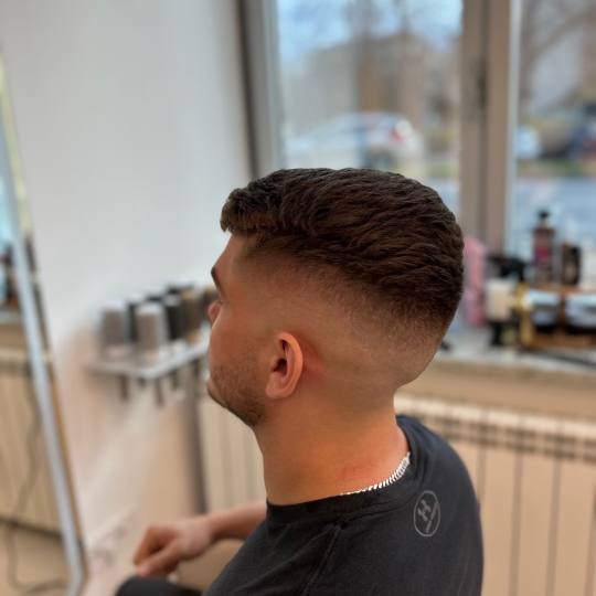 aBeauty Salon Lepote #beograd Muško šišanje TAPER FADE 💇‍♀️ Pozivamo sve dame u naš fri