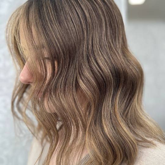 Nega i lepota NS 1 #novisad Pramenovi Balayage paket: pramenovi + preliv + šišanje + feniranje - d