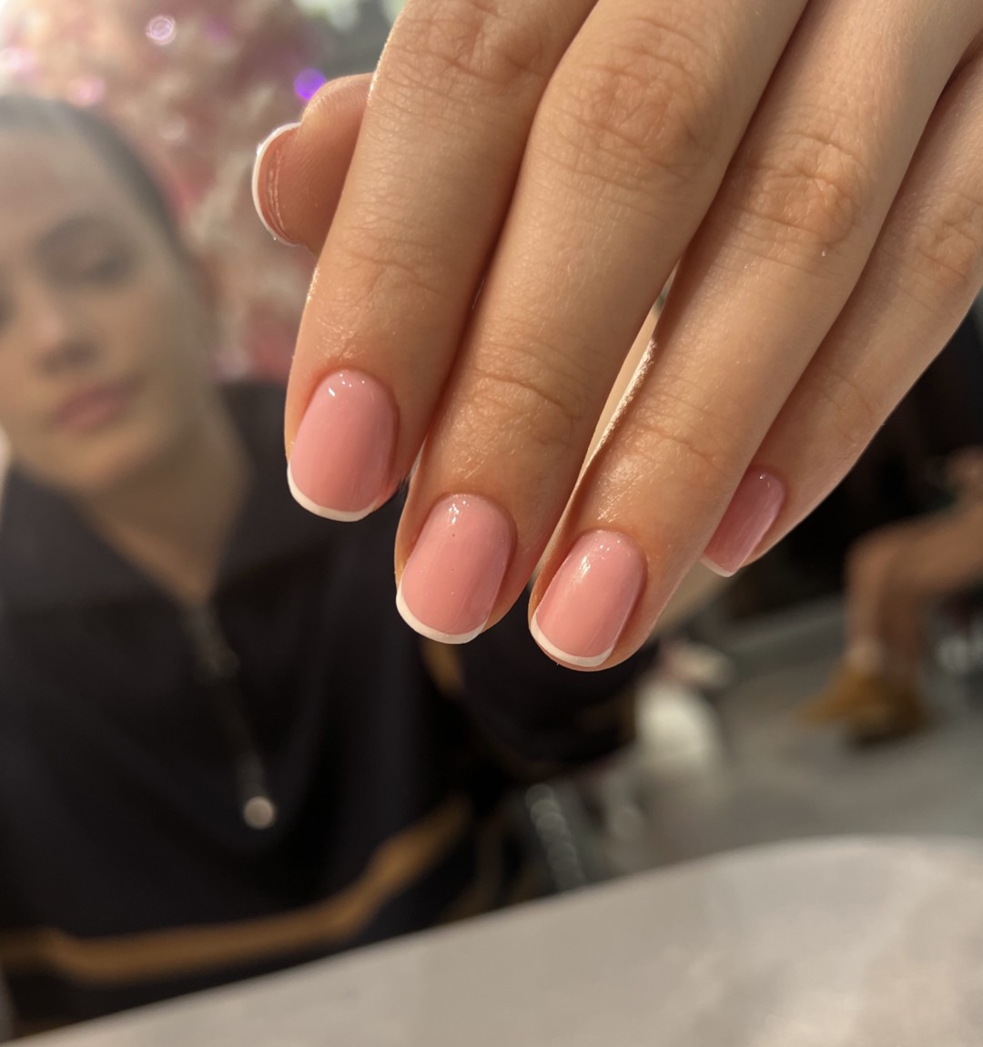 Just me #beograd Ojačavanje noktiju Ojačavanje prirodnih noktiju rubber bazom - S dužina