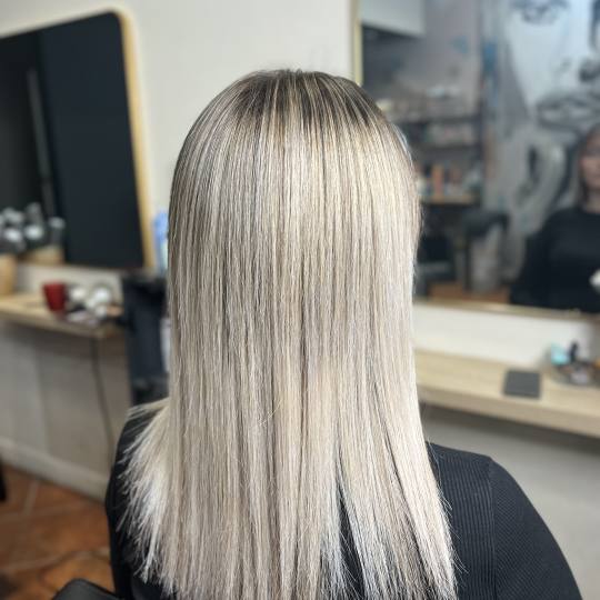 Milica Kukolj #novisad Ombre, sombre, balayage Balayage / ombre preliv šišanje feniranje i tretman