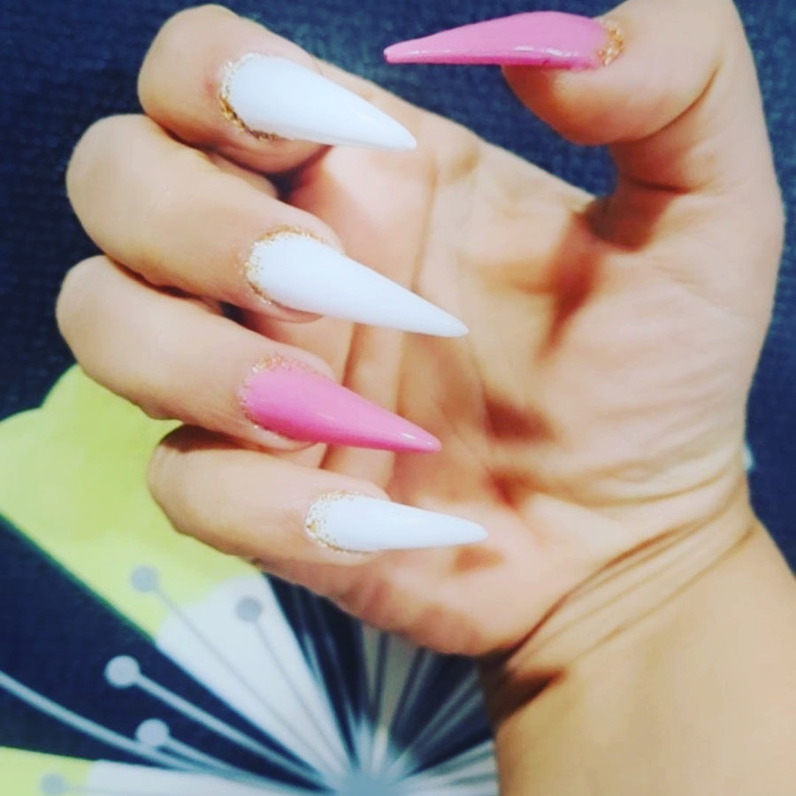 Beauty studio In #beograd Izlivanje noktiju