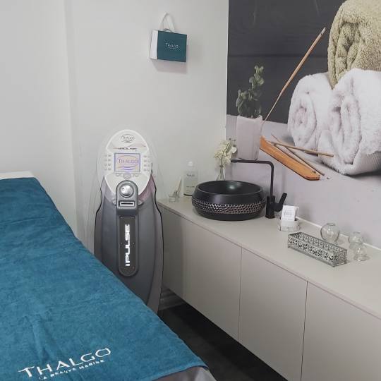 Bellezza - Čačak #cacak Izlivanje noktiju Mesto gde lepota dobija drugi odraz!
Thalgoipulse apara