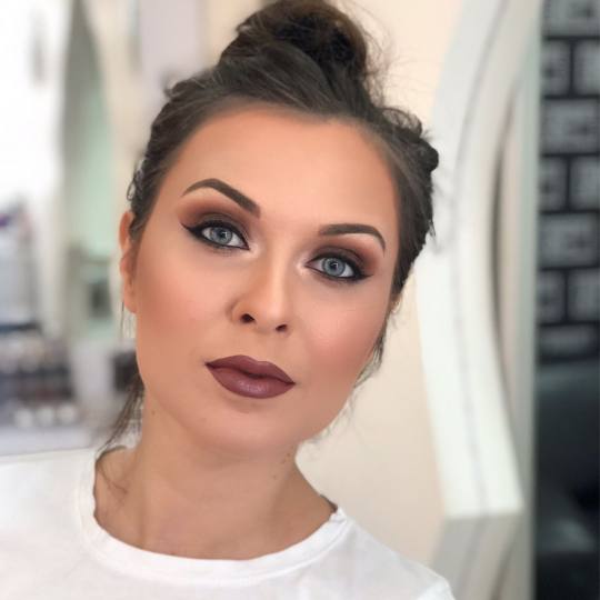 Olymp Beauty #nis Make-up / šminkanje Šminka Profesionalno šminkanje bez veštačkih trepavica Sp