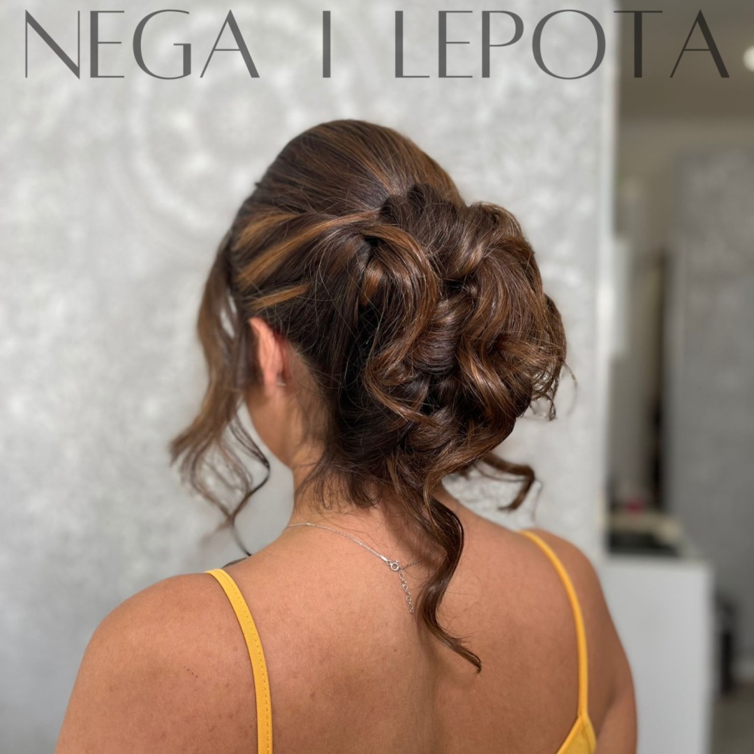 Nega i lepota NS 1 #novisad Pletenice, kike, punđe Svečana frizura ili punđa