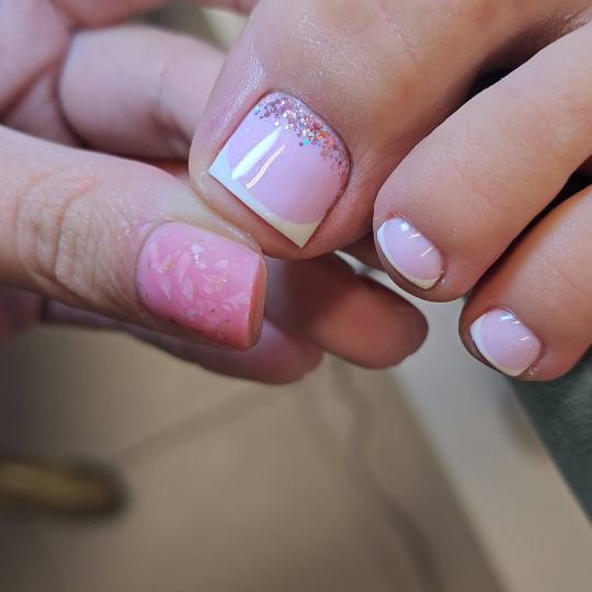 Elegance Touch #beograd Estetski pedikir Noge gel lak/frenč