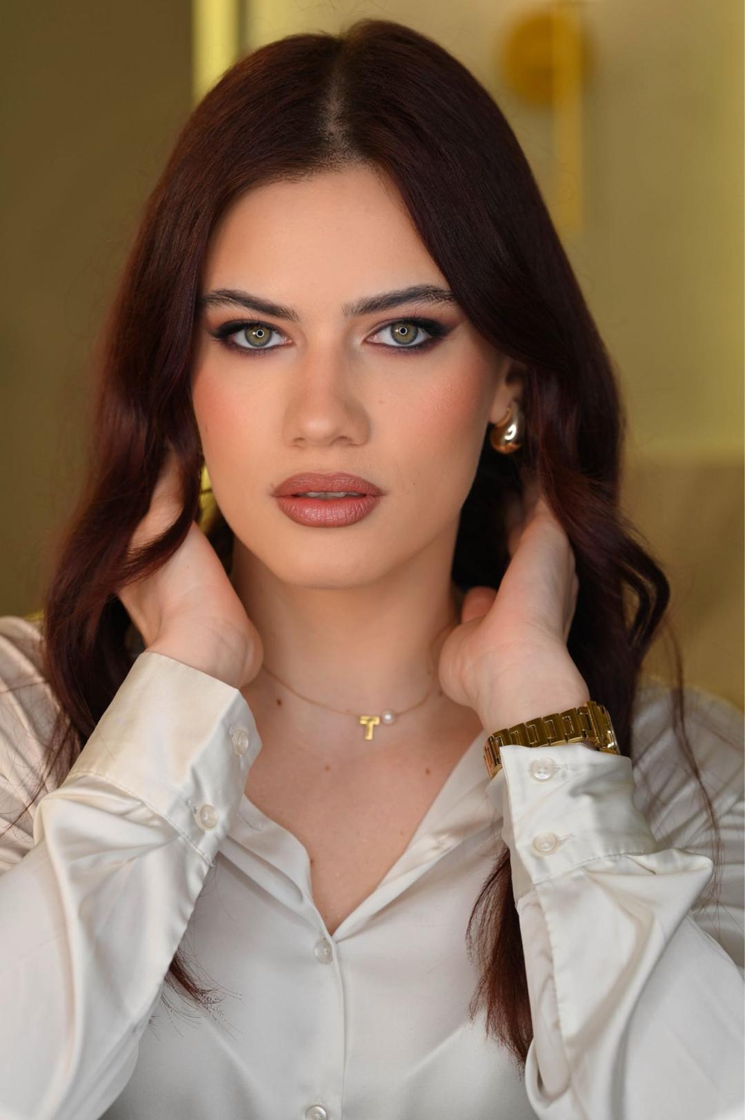 Profesionalno šminkanje za apsolventsko veče - Ivana Vit, Beograd Make-up / šminkanje Lice Make-up / šminkanje, Beograd, Zvezdara