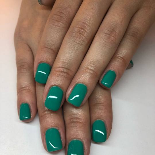 Mademoiselle Beauty #beograd Gel lak Gel lak - ruke sa aparatnim manikirom