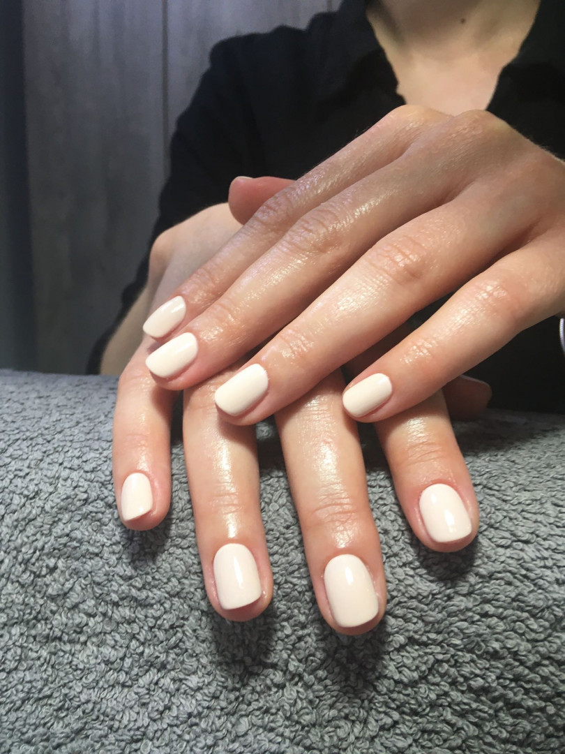 Look at me #beograd Manikir Manikir + Shellac