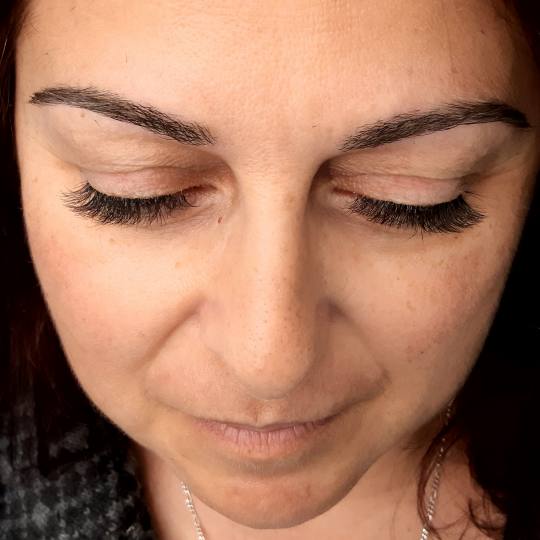 Albina Unisex Studio Lepote #temerin Depilacija toplim voskom Oblikovanje obrva pincetom