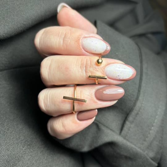 Aj Beauty Centar #pancevo Izlivanje noktiju Izlivanje noktiju gelom - M dužina Prelep rad naše Nin