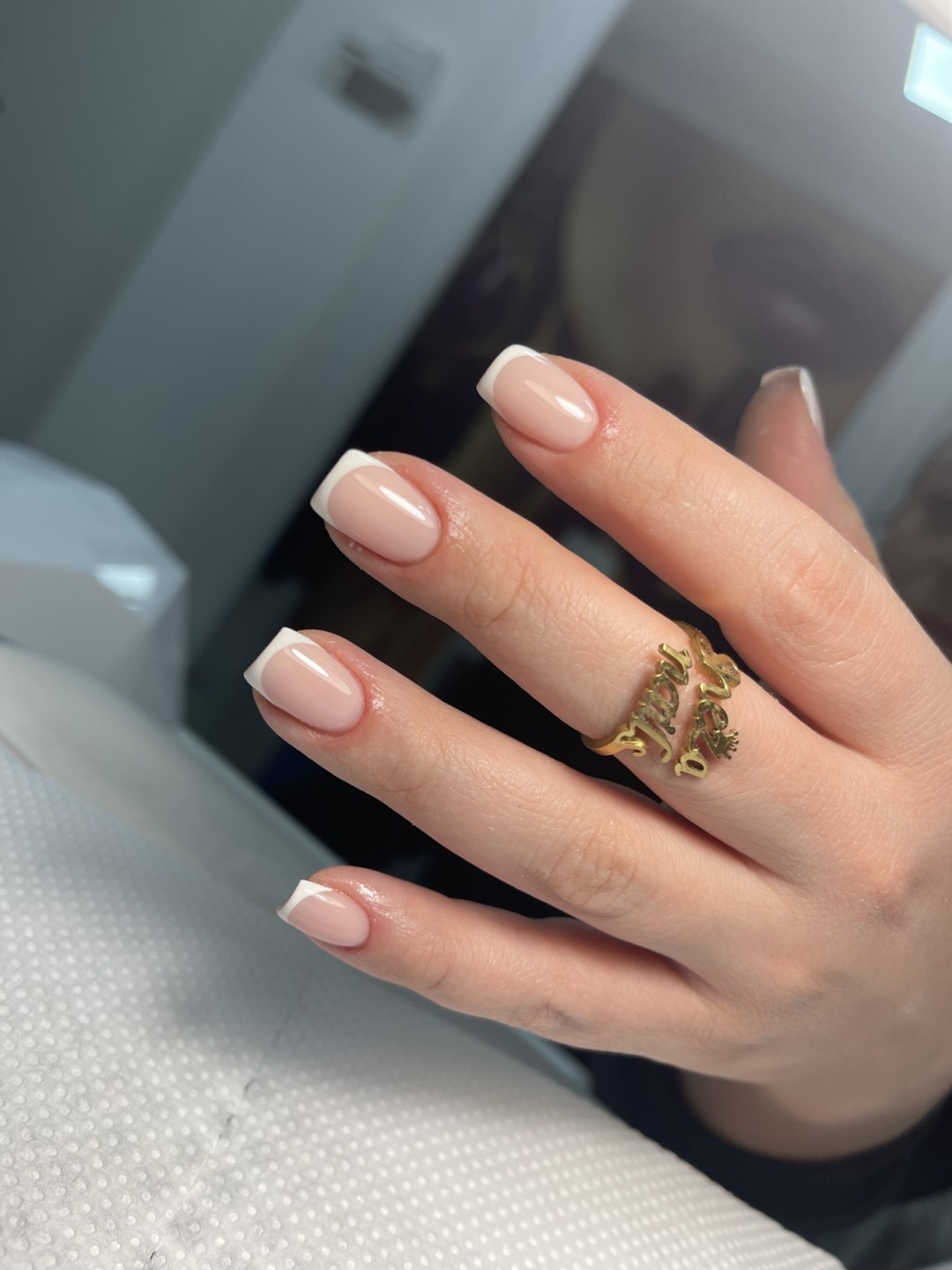 Sneža Nails #beograd Manikir Korekcija rubber baze + cover baza - S dužina