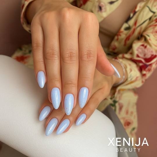 Xenija Beauty Room #beograd Manikir Izlivanje noktiju gelom - M duzina