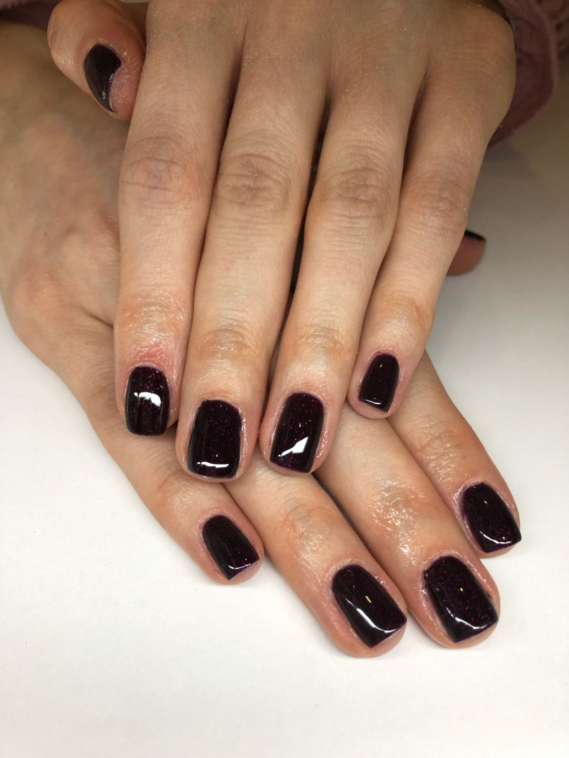 Mademoiselle Beauty #beograd Gel lak Gel lak - ruke sa aparatnim manikirom