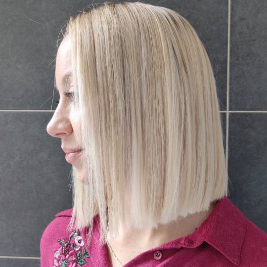 Cut 'n' Go #novisad Ombre, sombre, balayage Balayage - kosa srednje dužine Na ovom modelu