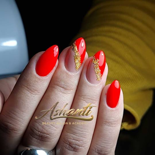 Ashanti Beauty Salon & Academy #beograd Ojačavanje noktiju Ojačavanje prirodnih noktiju gelom - bo
