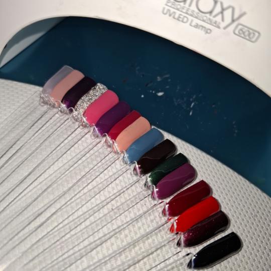 Iris + #beograd Gel lak Trajni lak - ruke Trajni lak