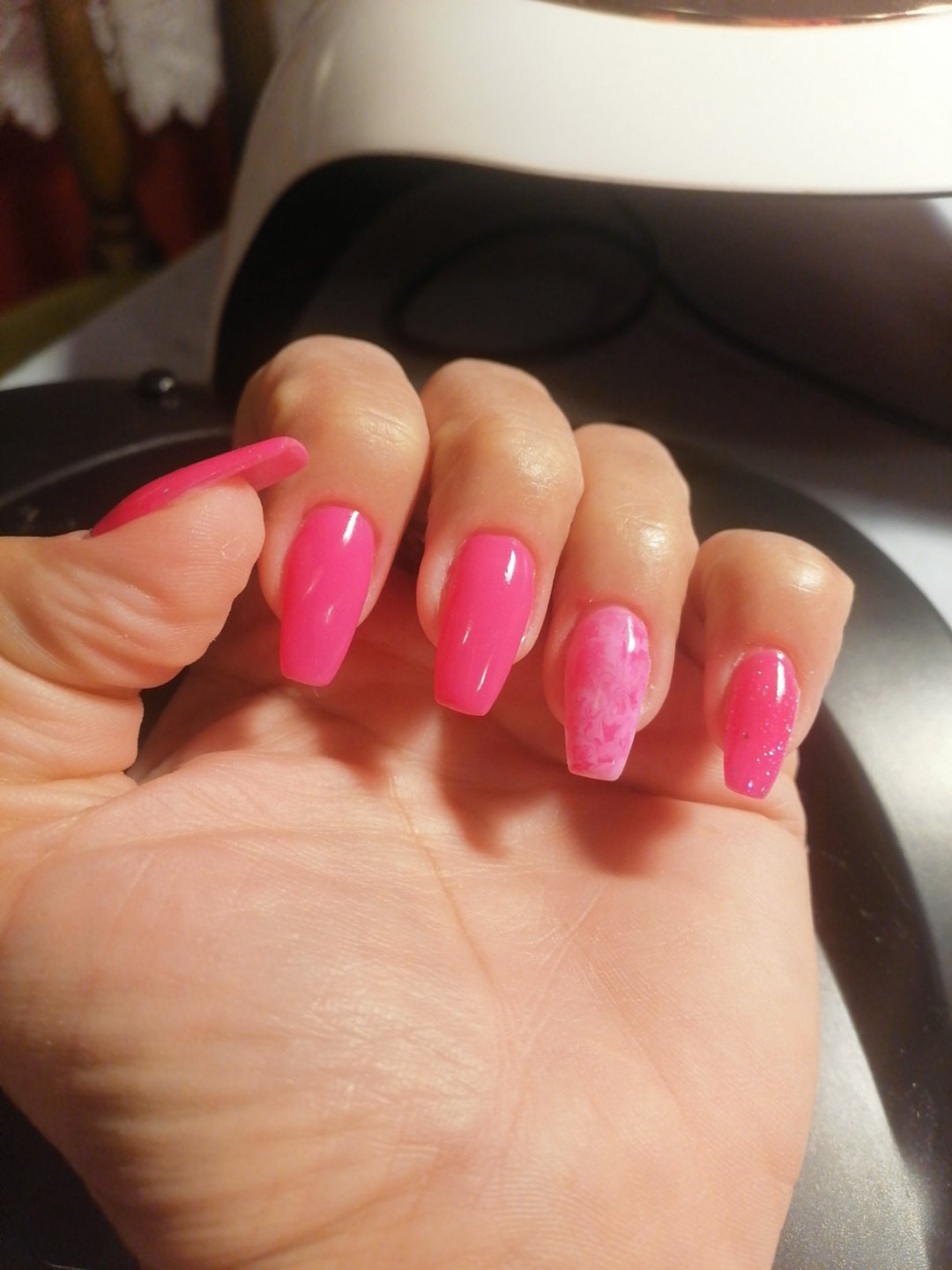 Taci nail art #beograd Korekcija noktiju Korekcija izlivanja / nadogradnje noktiju