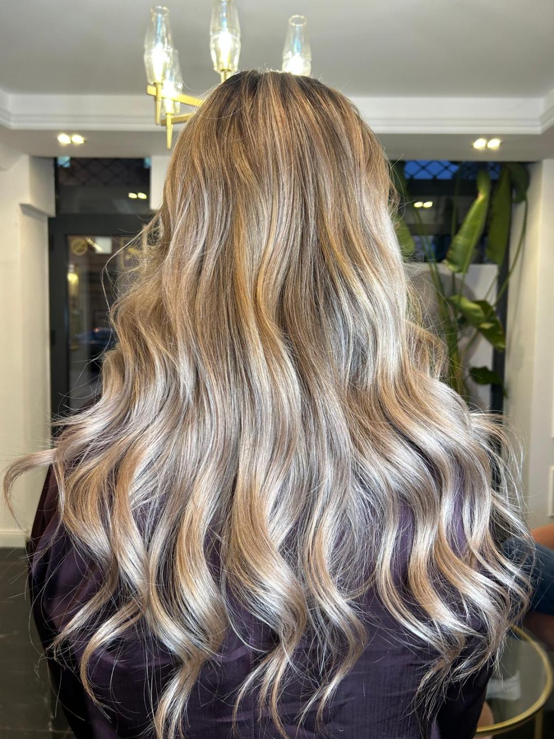Balayage + Preliv +Feniranje + Šišanje +Black Caviar tretman - Esthetique Privé, Beograd Ombre, sombre, balayage Frizerski saloni Ombre, sombre, balayage, Beograd, Centar, Stari grad, Dorćol