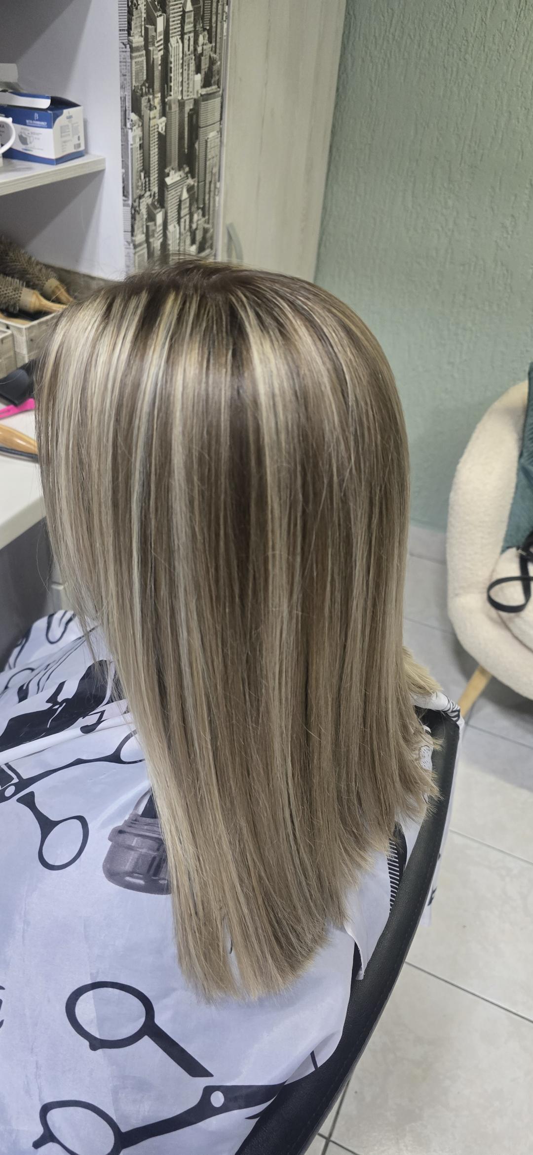 Lilla #novisad Pramenovi Pramenovi na foliju + feniranje - kosa srednje dužine