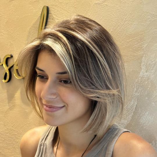Urban beauty concept #beograd Ombre, sombre, balayage Balayage + preliv by Revlon - kosa srednje du�