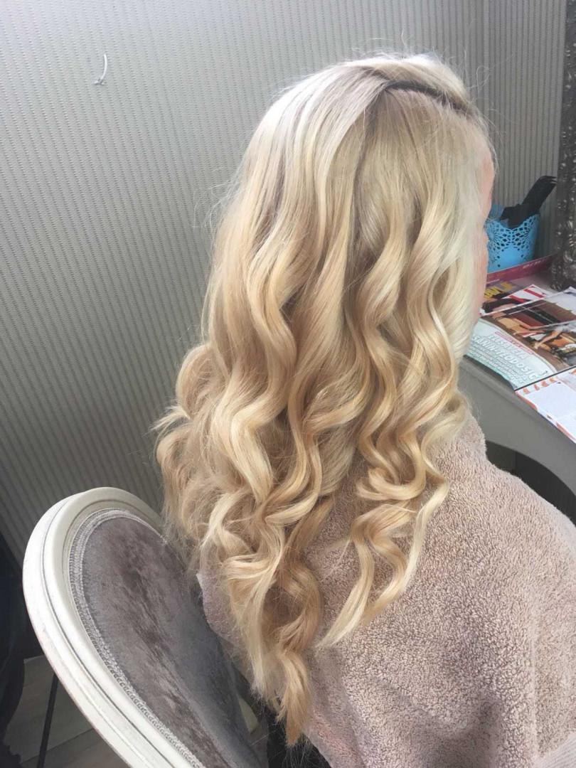 Bibi beauty centar #beograd Farbanje kose Farbanje cele dužine - kosa srednje dužine