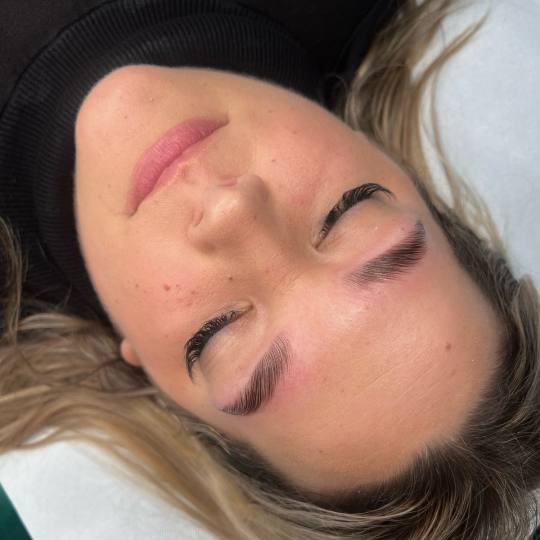 Alexandria Brow&Beauty lounge #beograd Obrve Brow lift