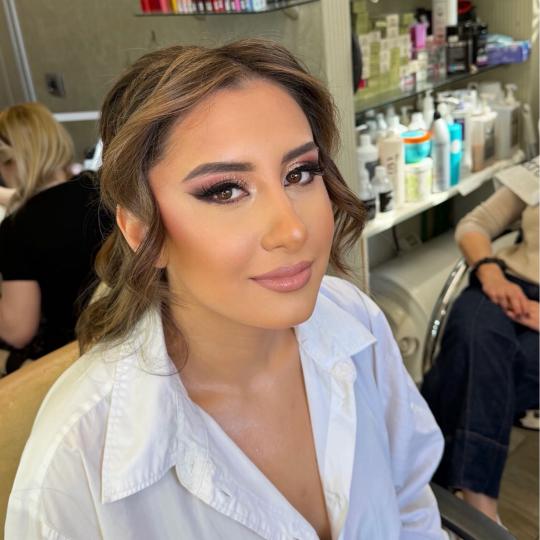 Bibi beauty centar #beograd Make-up / šminkanje Profesionalno šminkanje + veštačke trepavice + s