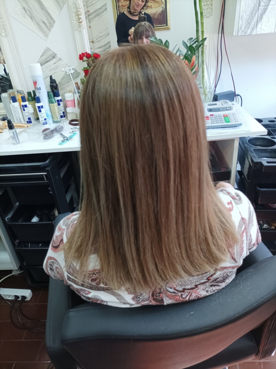 Shiny Look Gordina #nis Keratinski tretmani Keratinsko ispravljanje kose - tanka kosa srednje dužine