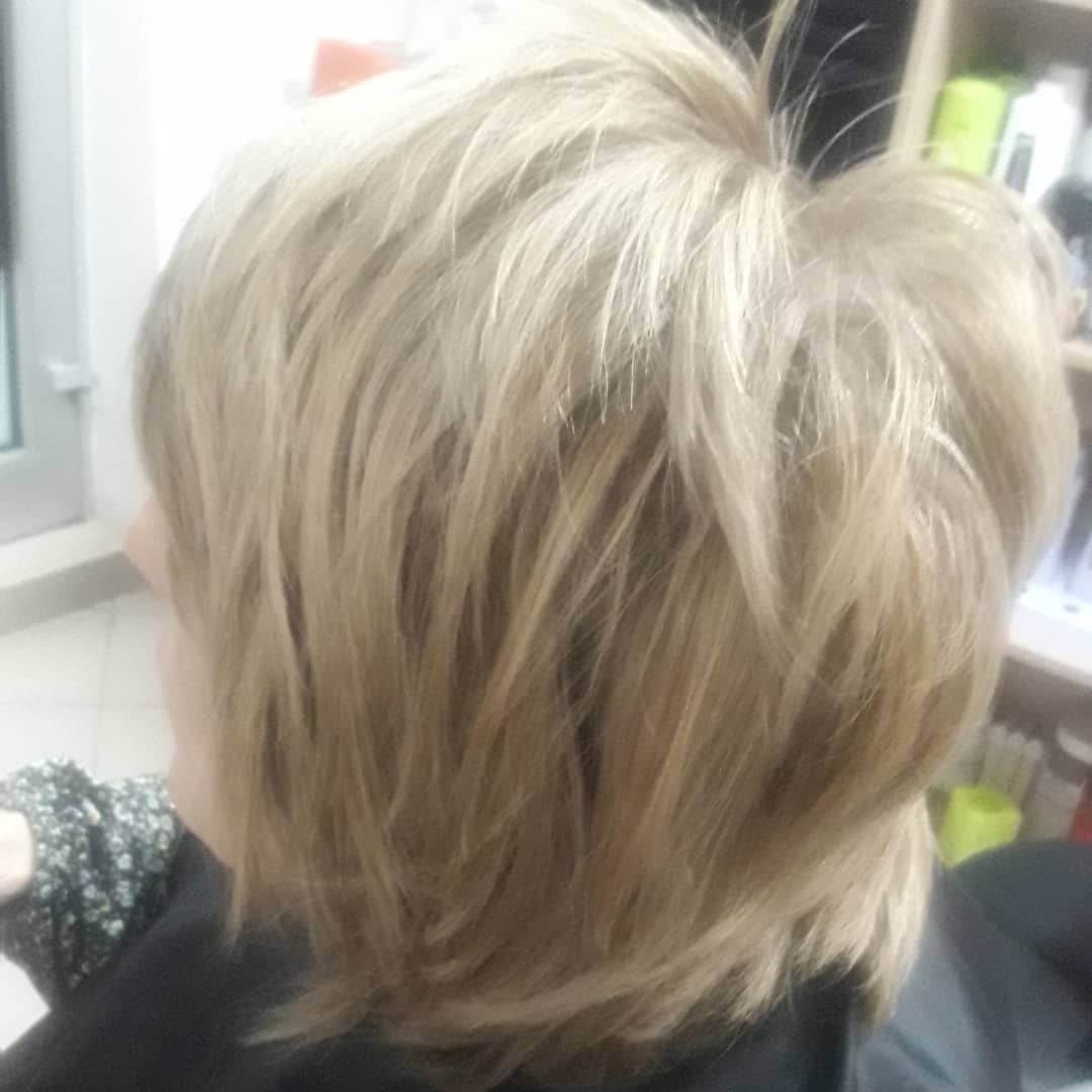 Chic & Shine #beograd Farbanje kose Farbanje cele dužine - kosa srednje dužine