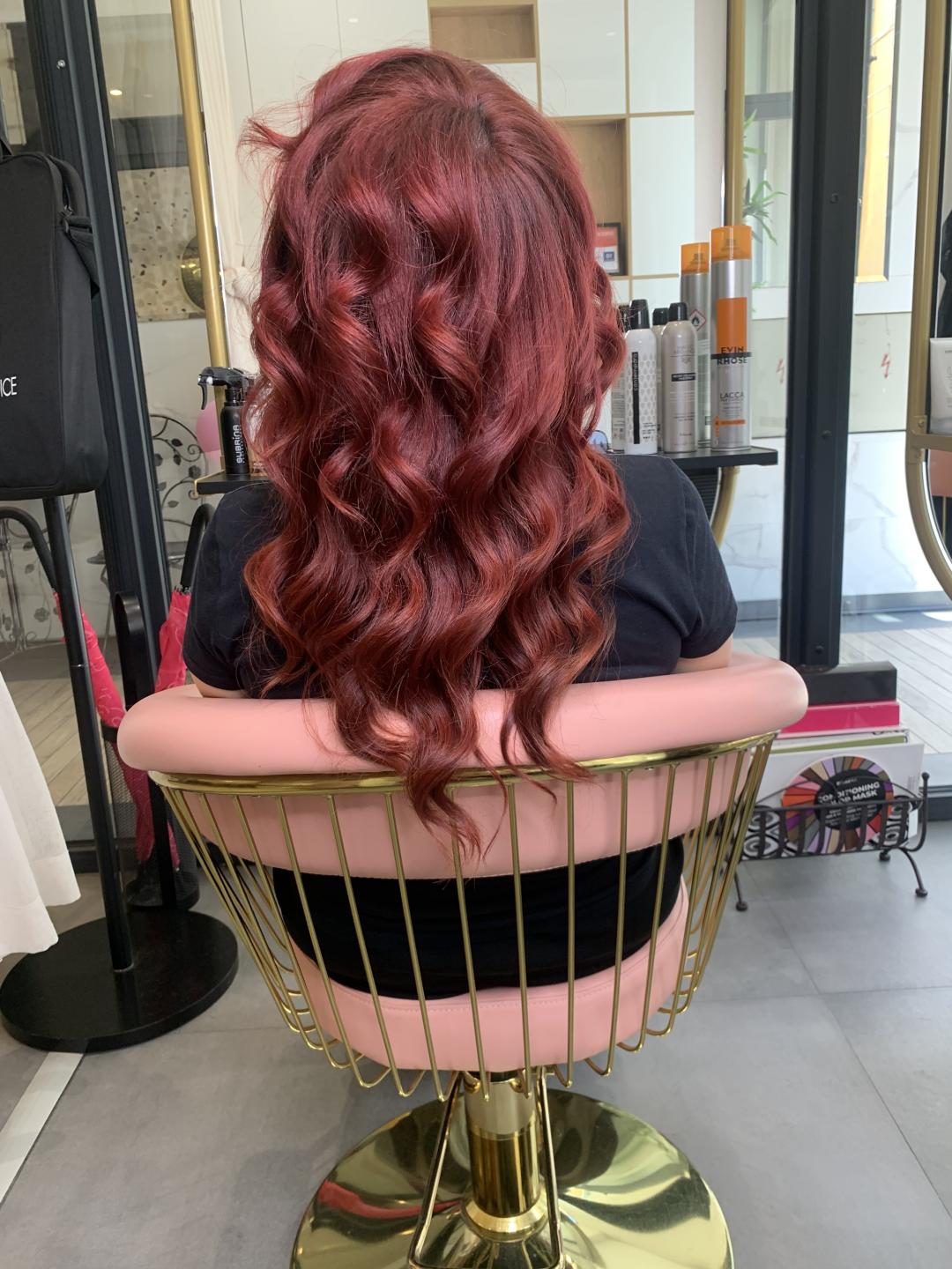 Farbanje cele dužine - duga kosa - Beauty Industry Women, Beograd Farbanje kose Frizerski saloni Farbanje kose, Beograd, Vračar, Čubura, Crveni krst