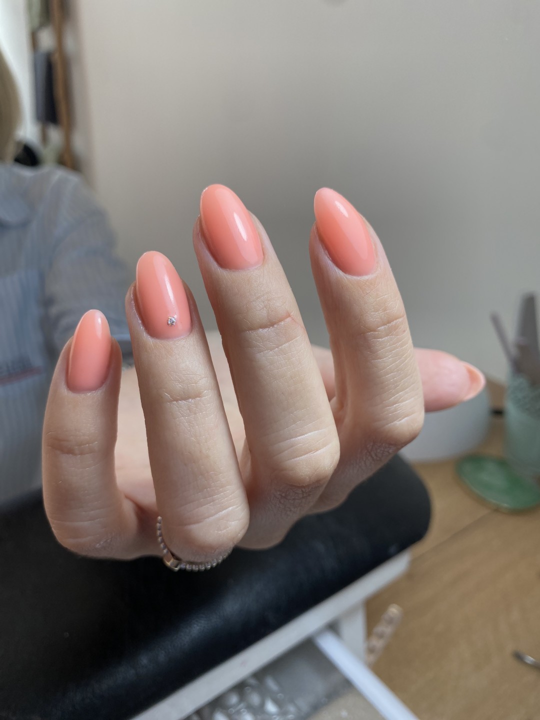 Beauty by Nevena Panić #beograd Ojačavanje noktiju Ruber baza - S dužina