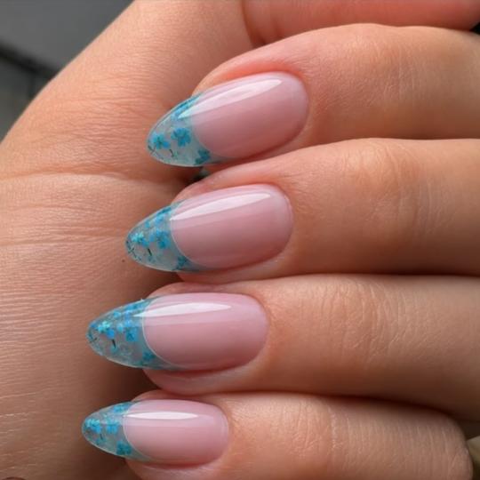 Bellezza Atelier #beograd Izlivanje noktiju Izlivanje noktiju gelom - M dužina Izlivanje noktiju ge