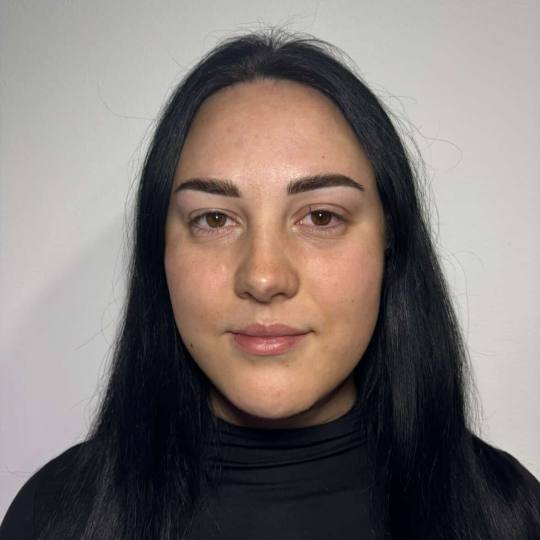 Odraz lepote #beograd Tretman lica Puder obrve Комбинација пудер и hair-stroke об