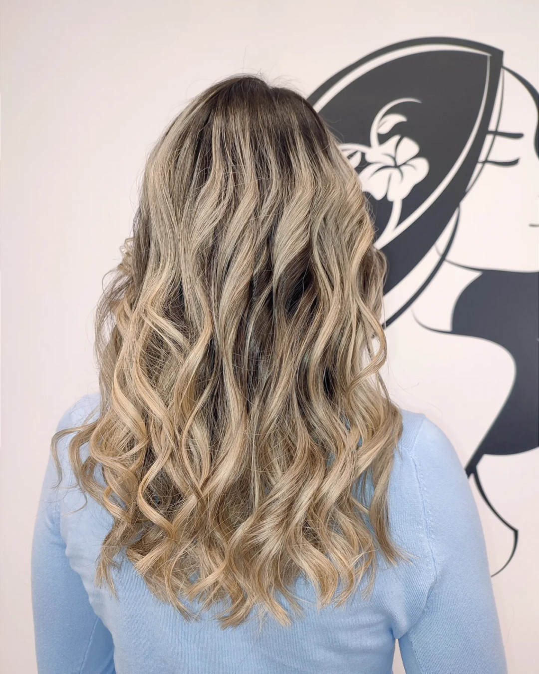 Infinity Hair #novisad Feniranje i stilizovanje Talasi na peglu bez pranja - duga kosa