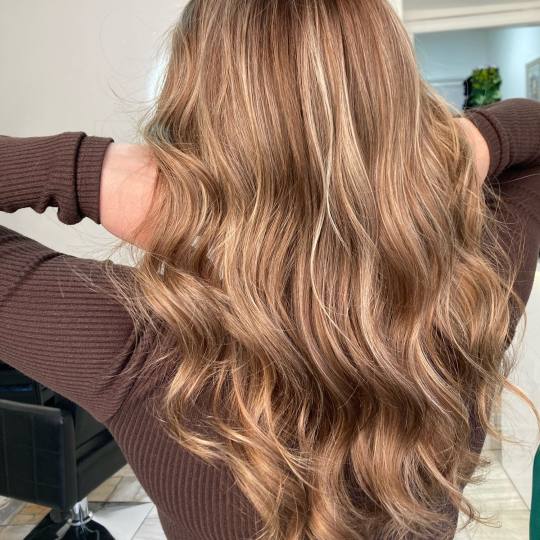 Atelje Glossy Hair #beograd Ombre, sombre, balayage Balayage - kosa srednje dužine / duga kosa