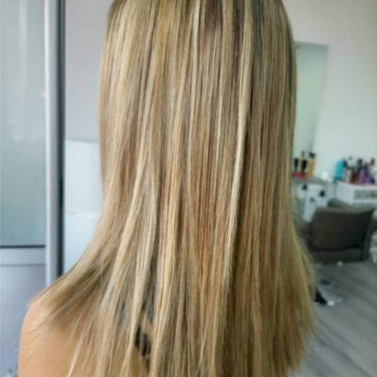 Sv. Mina #beograd Nega i ojačavanje kose Minival - kratka kosa Balayage i keratin