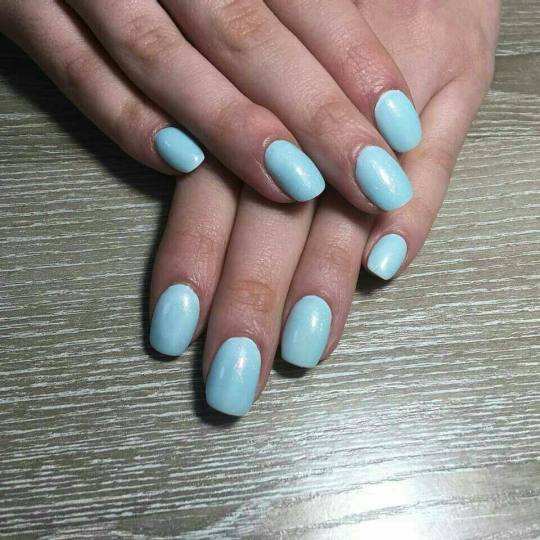 Look at me #beograd Manikir Manikir + gel lak CND Creative Play