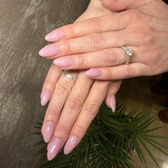 Beauty room Zvezdara #beograd Izlivanje noktiju Korekcija izlivanja noktiju gelom - M dužina