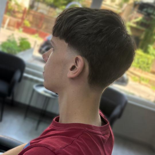 Studio Artistry #beograd Muško šišanje Muško šišanje - fade Touch of fade 💈