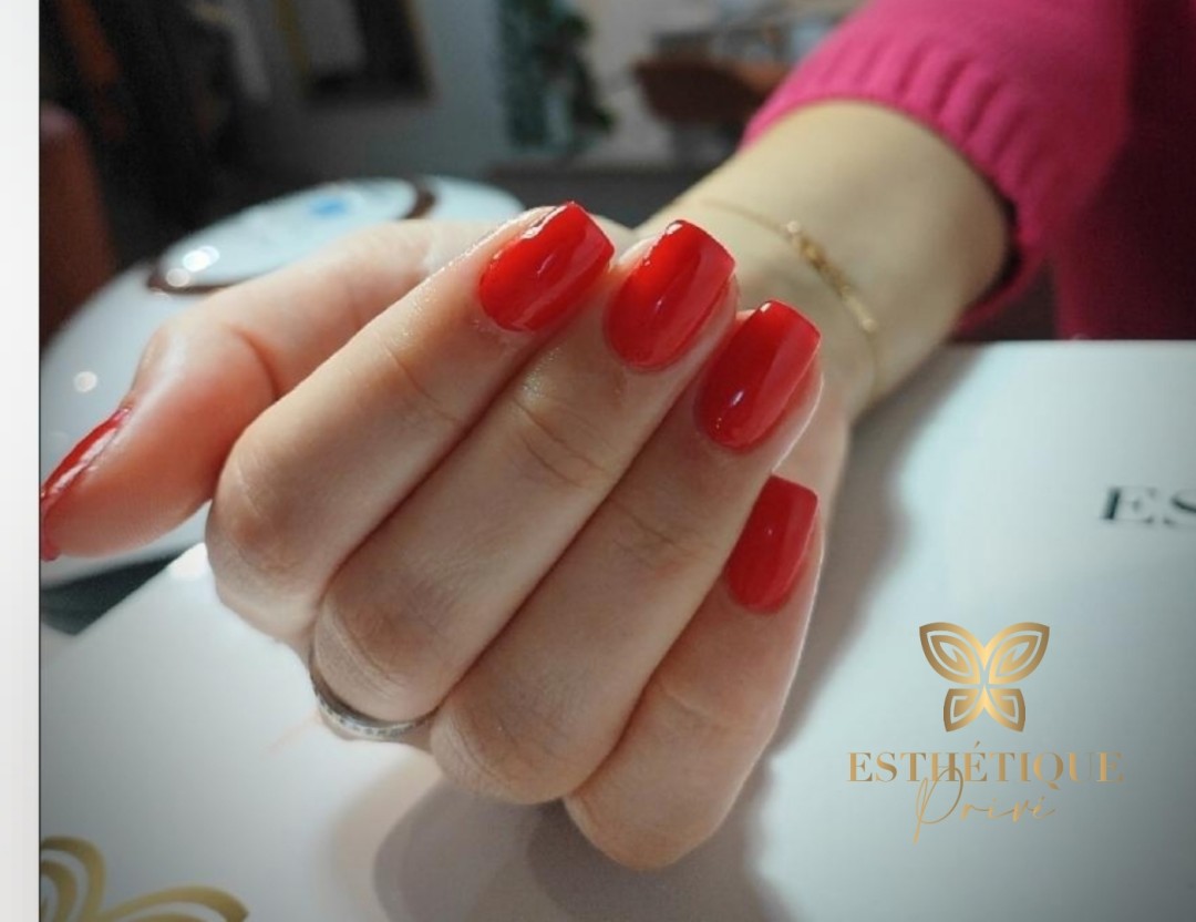 Esthetique Privé #beograd Izlivanje noktiju Izlivanje noktiju gelom M dužina