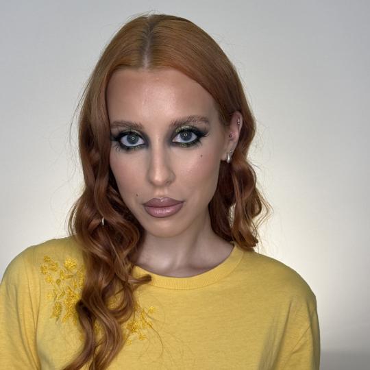 The Mat beauty #beograd Svečane i frizure za svadbu Profesionalna šminka i frizura