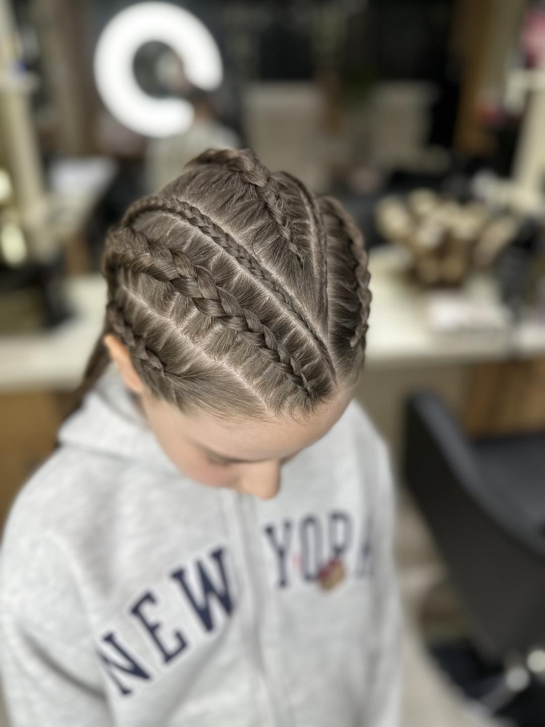 Diana Body & Hair Studio #beograd Pletenice, kike, punđe Pletenica - komad